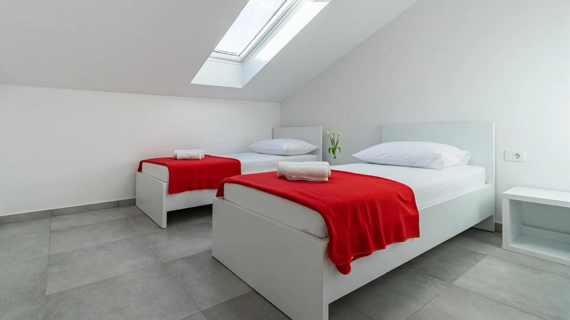 Awesome Apartment In Starigrad With Wifi